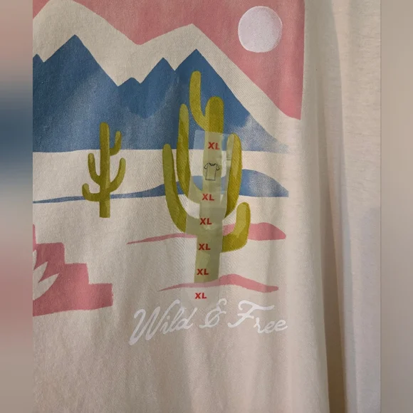 NWT Old Navy Beige Graphic T-Shirt with Desert Scene Ladies XL - Picture 2 of 6